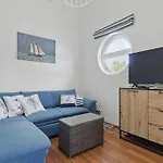 Сasa de vacaciones Sunset View Housboat With Sundeck,ac&heating Bratislava