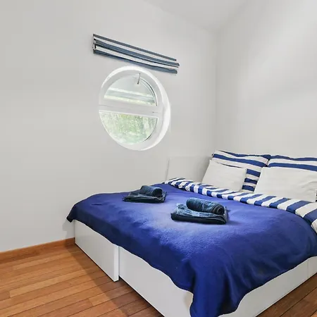 Sunset View Housboat With Sundeck,ac&heating Casa de Férias