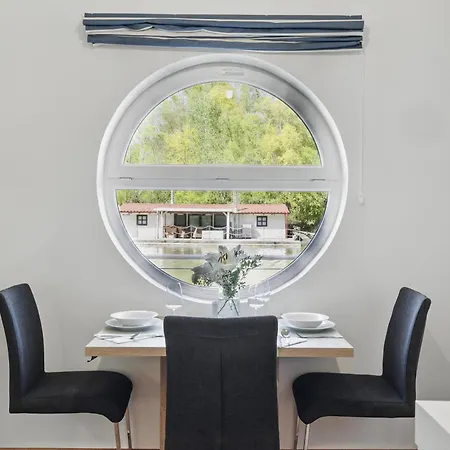 Casa de Férias Sunset View Housboat With Sundeck,ac&heating