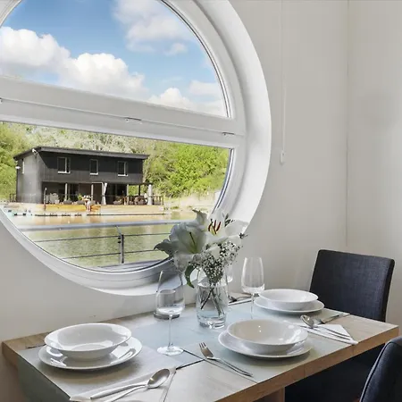 Sunset View Housboat With Sundeck,ac&heating *