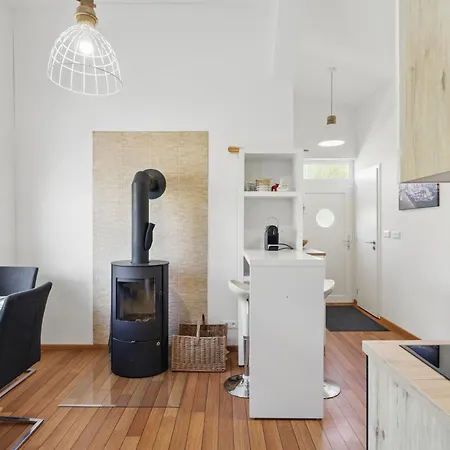 Casa vacanze Sunset View Housboat With Sundeck,ac&heating Bratislava