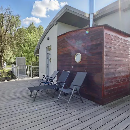 Casa vacanze Sunset View Housboat With Sundeck,ac&heating *