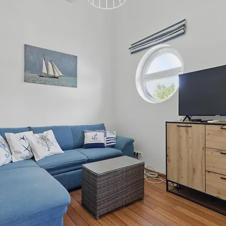 Casa vacanze Sunset View Housboat With Sundeck,ac&heating Bratislava