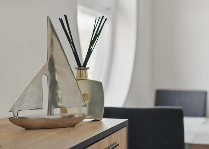 בית נופש Sunset View Housboat With Sundeck,ac&heating