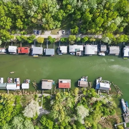 Sunset View Housboat With Sundeck,ac&heating * Bratislava